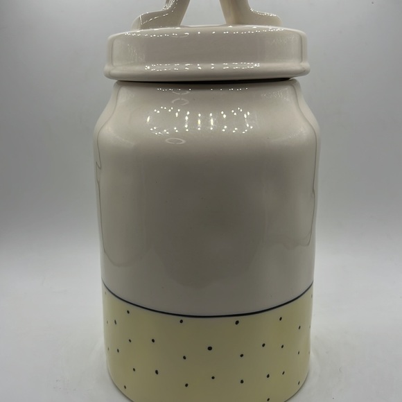 Rae Dunn TREAT Canister - Picture 4 of 5